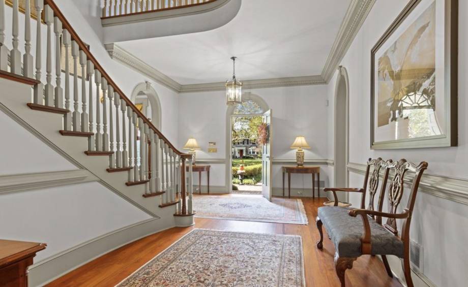 Center-hall foyer at 1019 Kent Rd